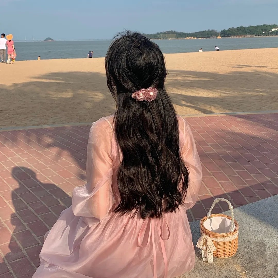 飞女黛丝 海报