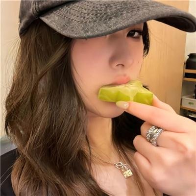 降伏魔女的手段 海报